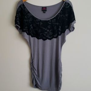 2b bebe Lace T-shirt